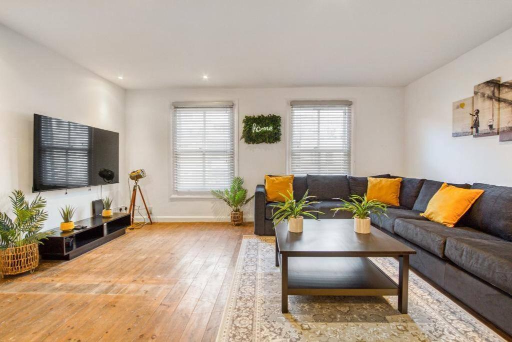 Apartment In Shoreditch/ Old St ลอนดอน ภายนอก รูปภาพ